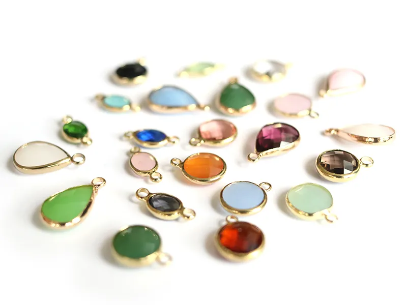 Acheter Pendentif rond en verre à facettes 10mm - vert foncé En ligne