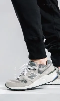 Pantalon survêtement sport joggers cargo avec poches côté et chevilles resserrées