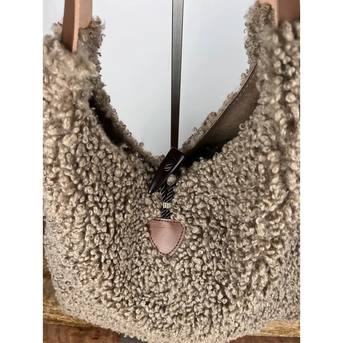 Sac cuir et bouclette bohème