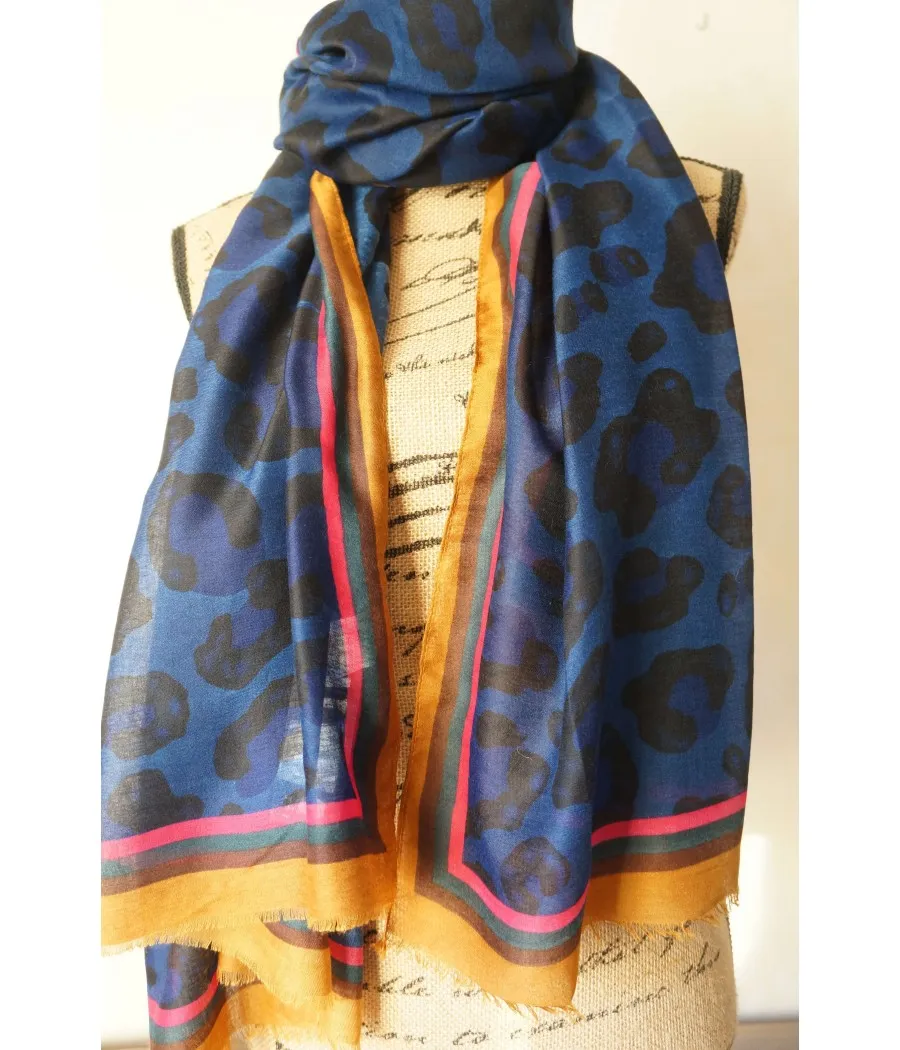 SANTAÏA foulard impression léopard bleu vif bandes camel vert rose