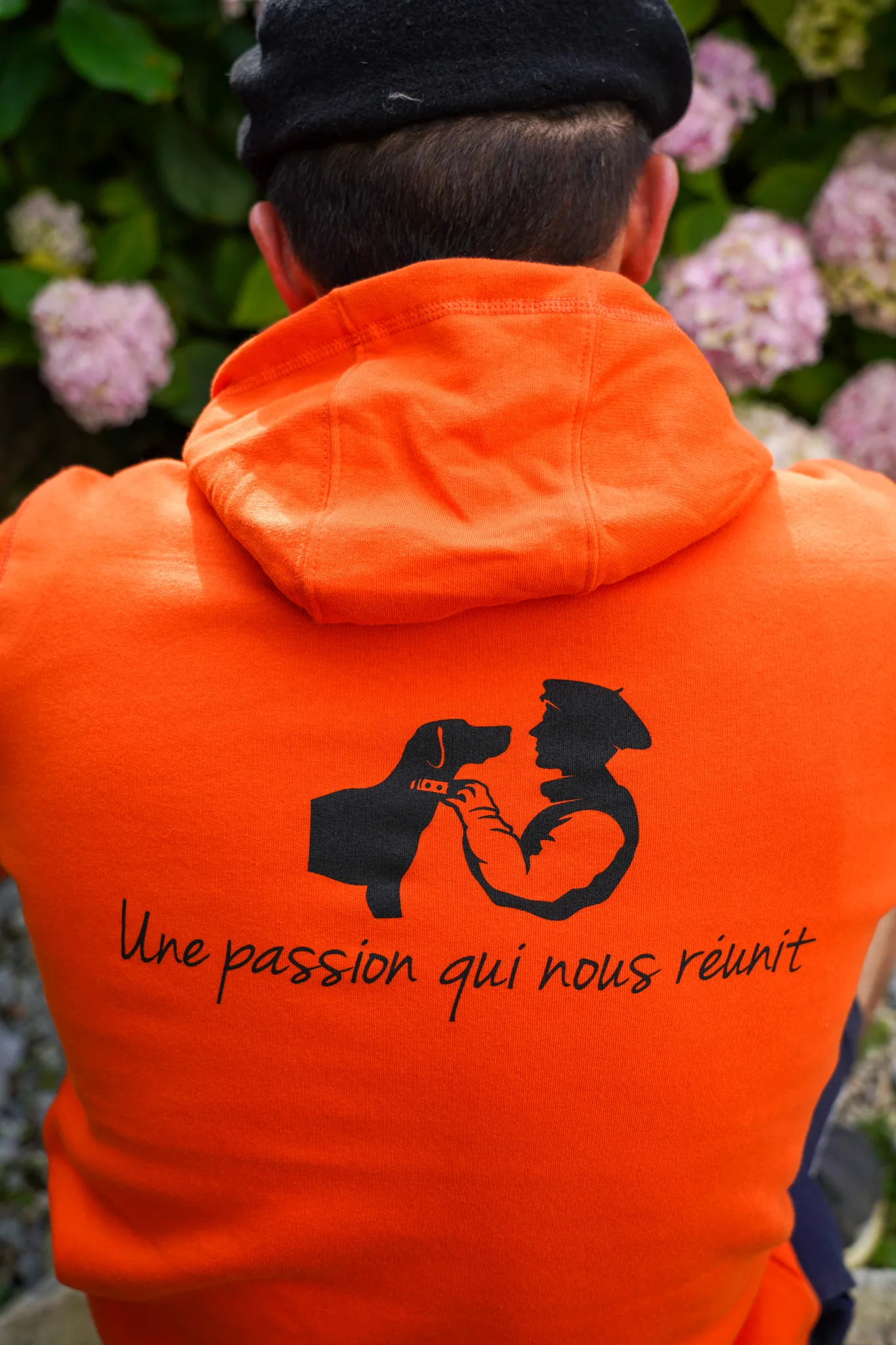 Sweat orange "Une passion qui nous réunit" - Chasse Tricolore